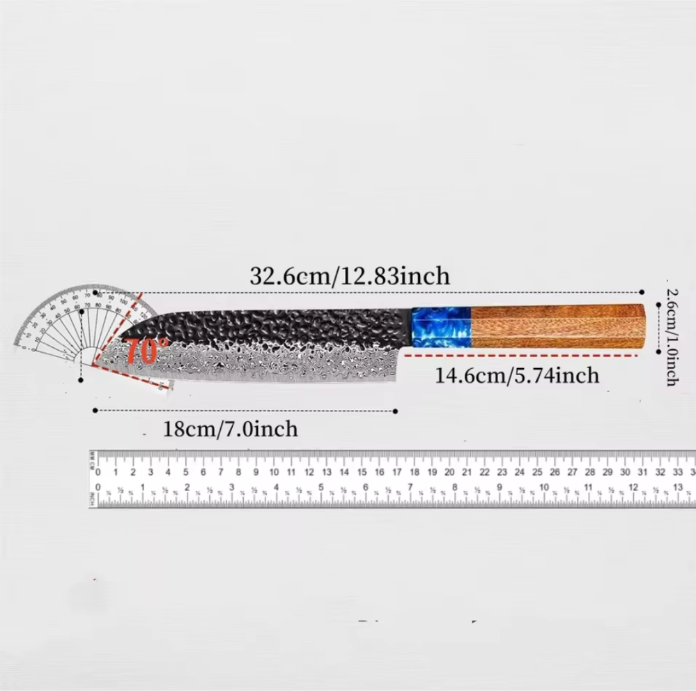 Couteau de Chef Santoku en Acier Damas - L'Art de la Découpe